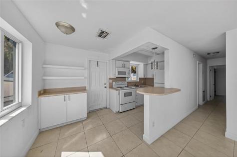 4331 NE 5th Avenue Oakland Park FL 33334