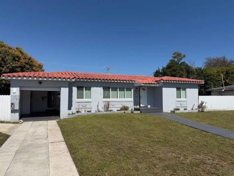 2815 Van Buren Hollywood FL 33020