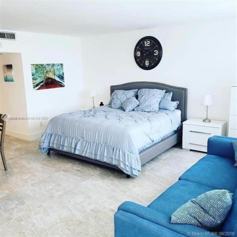 100 Lincoln Road Miami Beach FL 33139