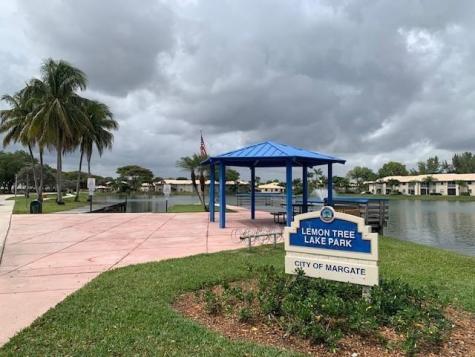 432 Lakeside Drive Margate FL 33063