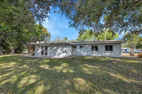 417 NE 10th Avenue Pompano Beach FL 33060