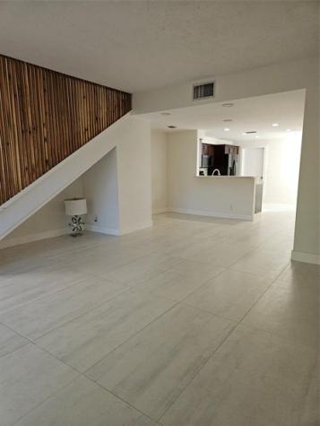 912 Sevilla Circle Weston FL 33326