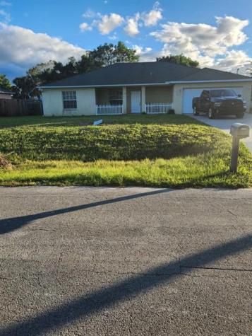 1470 SW Sudder Avenue Port St Lucie FL 34953