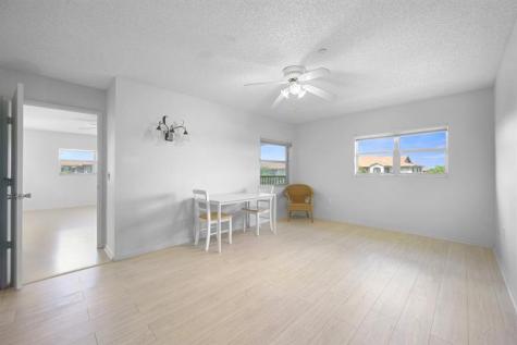 550 SW 137th Avenue Pembroke Pines FL 33027