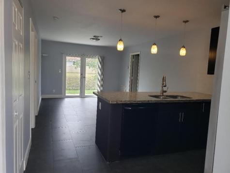 4392 Riverside Drive Coral Springs FL 33065