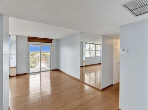 11930 N Bayshore Drive North Miami FL 33181