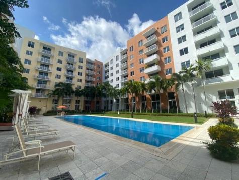 2775 NE 187th Street Aventura FL 33180