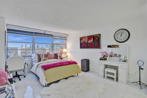 18041 Biscayne Boulevard Aventura FL 33160
