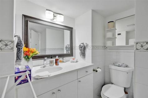 18041 Biscayne Boulevard Aventura FL 33160