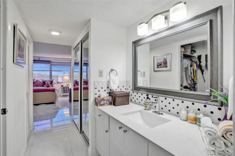 18041 Biscayne Boulevard Aventura FL 33160