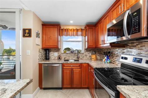 2731 NE 14th Street Causeway Pompano Beach FL 33062