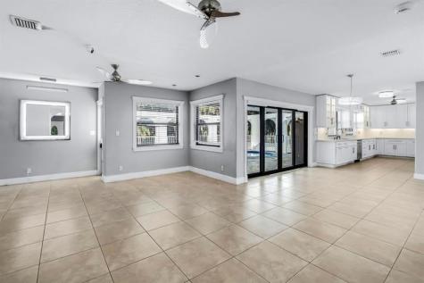 18201 SW 70th Place Southwest Ranches FL 33331