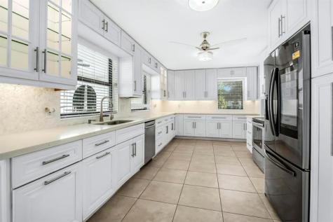 18201 SW 70th Place Southwest Ranches FL 33331