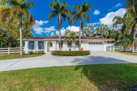 18201 SW 70th Place Southwest Ranches FL 33331