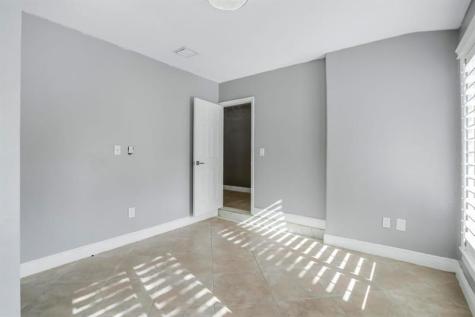 18201 SW 70th Place Southwest Ranches FL 33331