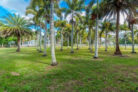 18201 SW 70th Place Southwest Ranches FL 33331