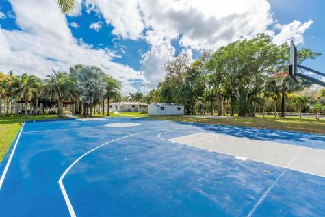 18201 SW 70th Place Southwest Ranches FL 33331