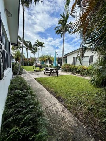 3208 Canal Drive Pompano Beach FL 33062