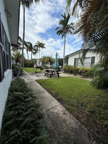 3208 Canal Drive Pompano Beach FL 33062