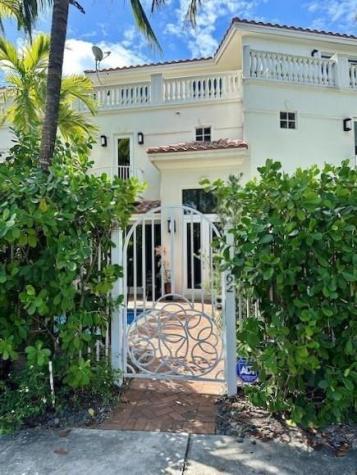 1362 Bayview Drive Fort Lauderdale FL 33304