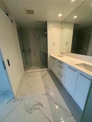 100 E Las Olas Boulavard Fort Lauderdale FL 33301