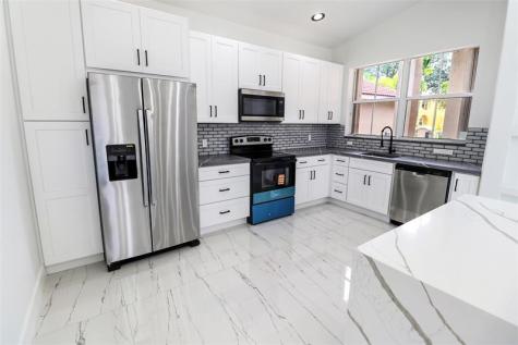 5824 NW 120th Avenue Coral Springs FL 33076