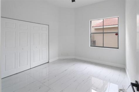 5824 NW 120th Avenue Coral Springs FL 33076