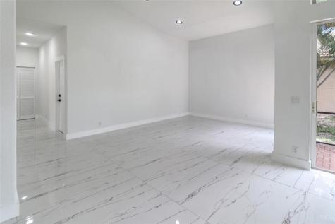 5824 NW 120th Avenue Coral Springs FL 33076