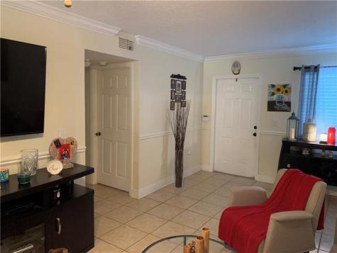 7910 NW 7th Street Pembroke Pines FL 33024