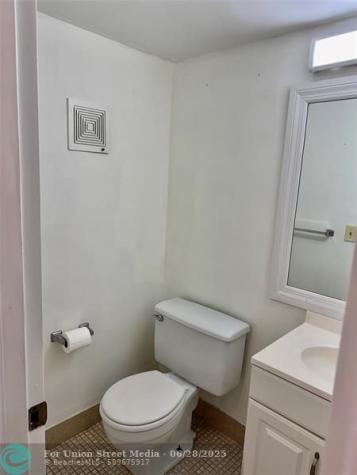 440 Fanshaw K Boca Raton FL 33434