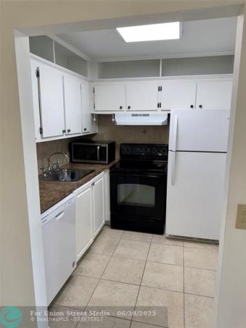 440 Fanshaw K Boca Raton FL 33434