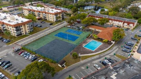 4156 Inverrary Drive Lauderhill FL 33319