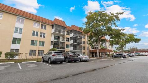 4156 Inverrary Drive Lauderhill FL 33319