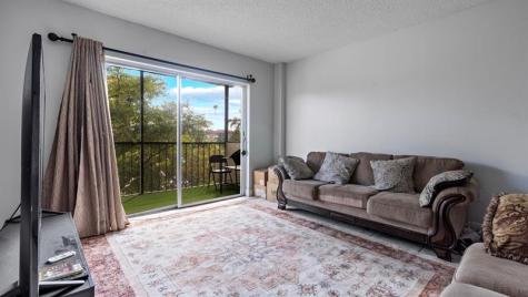 4156 Inverrary Drive Lauderhill FL 33319
