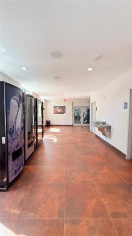 601 NE 23rd Street Miami FL 33137