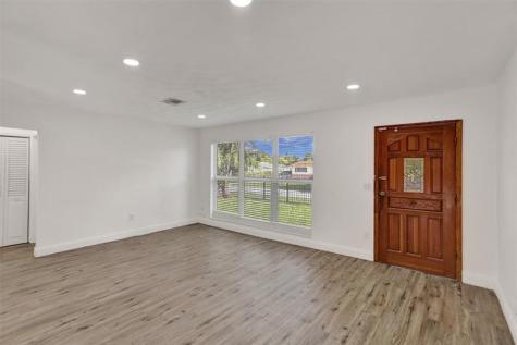 30 NE 139th Street North Miami FL 33161