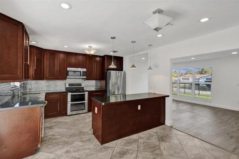 30 NE 139th Street North Miami FL 33161