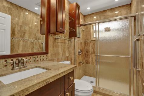 30 NE 139th Street North Miami FL 33161