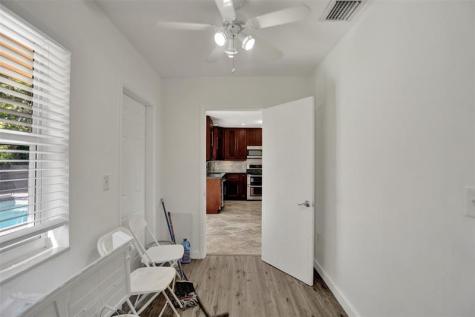 30 NE 139th Street North Miami FL 33161