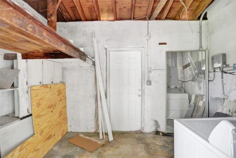 30 NE 139th Street North Miami FL 33161