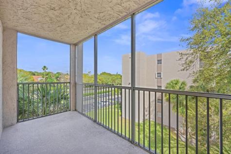 8735 Ramblewood Drive Coral Springs FL 33071