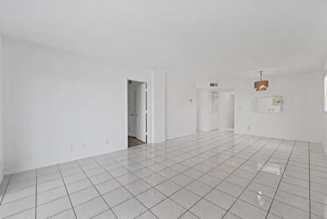 8735 Ramblewood Drive Coral Springs FL 33071