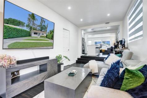 Hollywood FL 33020