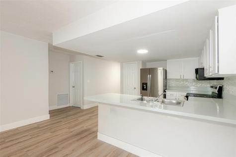 9062 NW 23rd Street Coral Springs FL 33065