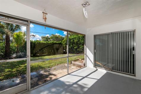 9062 NW 23rd Street Coral Springs FL 33065