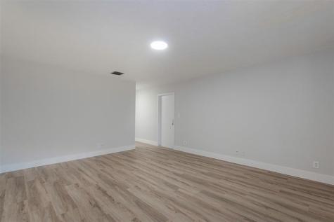 9062 NW 23rd Street Coral Springs FL 33065