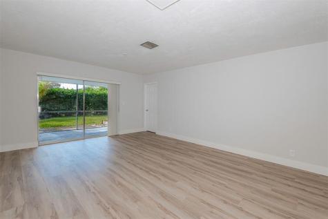 9062 NW 23rd Street Coral Springs FL 33065