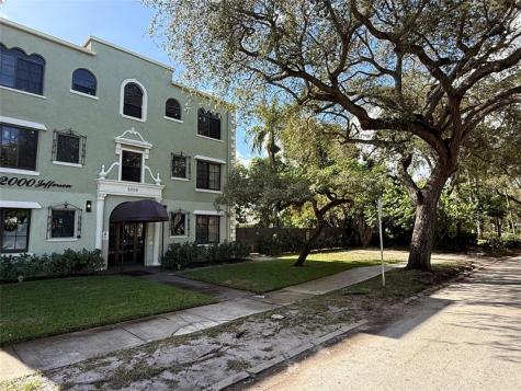 2000 Jefferson Street Hollywood FL 33020