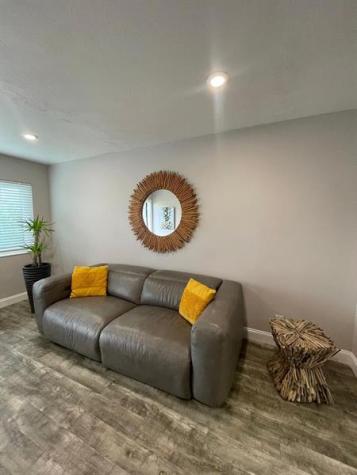 402 SW 12th Street Fort Lauderdale FL 33315