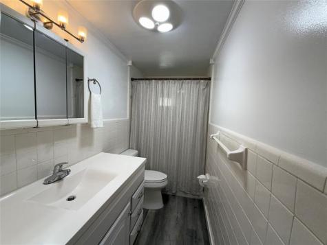 2121 NE 42nd Court Lighthouse Point FL 33064